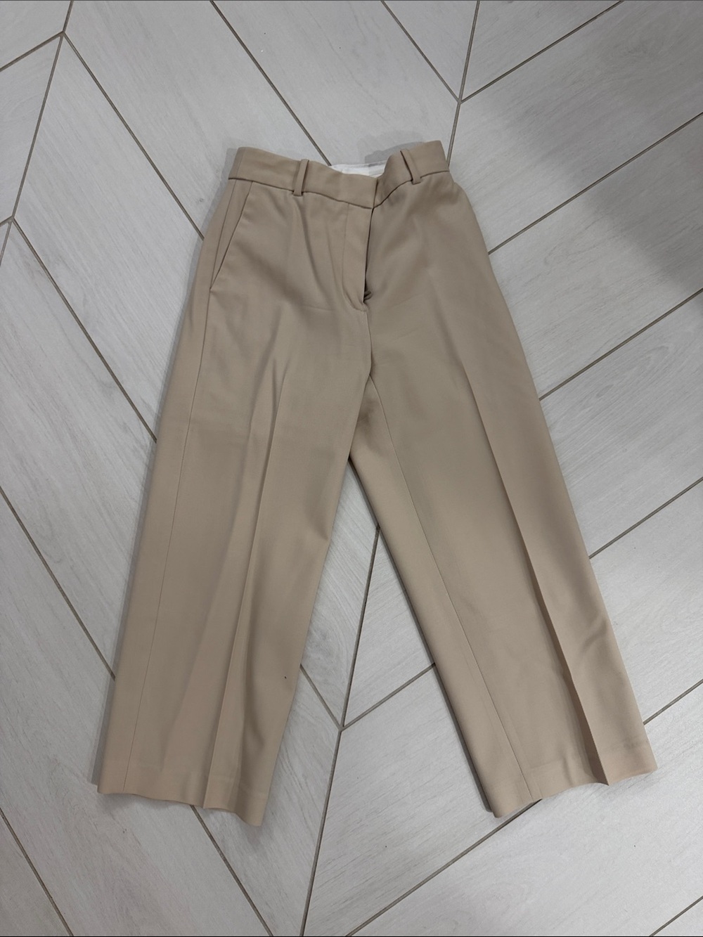 Babaton Neutral Beige Cropped Wide-Leg Pants